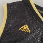 Camiseta Regata Basquete NBA Los Angeles Lakers Preta Mamba Negra - Black Mamba - 24 Kobe Bryant - 5x - Edição Comemorativa - Preta Dourada - Fios de Ouro - Adidas - Imagem 28