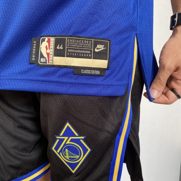 Camiseta Regata NBA Swingman Golden States Warriors Curry 30 Classic Edition Azul 2023 Nike - Imagem 8