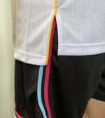 Camiseta Regata Basquete NBA Swingman Miami Heat Butler 22 City Edition Branca Colorida 2023 Nike - Imagem 9