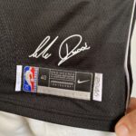 Camiseta Regata NBA Swingman Dallas Mavericks Luka Doncic 77 - Novato do Ano - 2046 - Select Series Rookie Of The Year - Preta Nike - Imagem 9