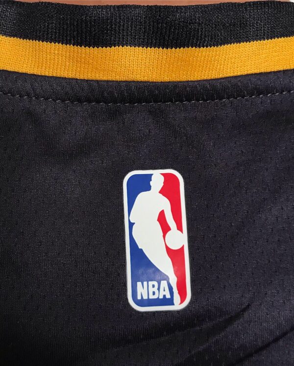 Camiseta Regata NBA Swingman Golden States Warriors The Town Bay 30 Curry City Edition 2021 Nike - Imagem 8