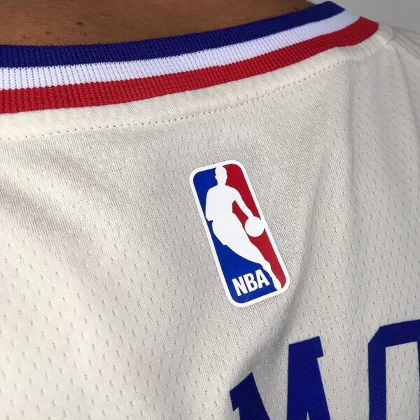 Camiseta Regata NBA Swingman Philadelphia 76ers Simmons 25 City Edition Creme 20-21 Nike - Imagem 7