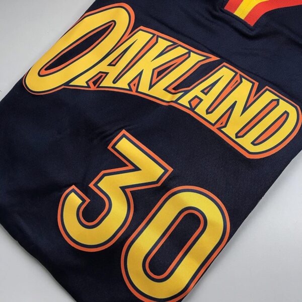 Camiseta Regata NBA Swingman Golden States Warriors Oakland Curry 30 City Edition Preta 2021 Nike - Imagem 11
