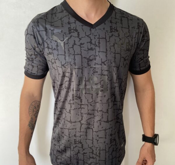 Camisa Borussia Dortmund 2023-2024 All Black - Edição Especial - Puma - Preta - Imagem 1