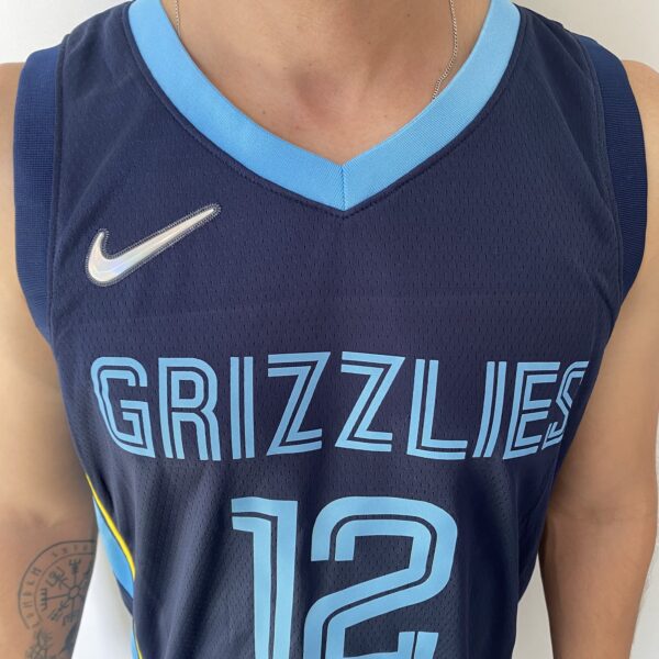 Camiseta Regata NBA Swingman Memphis Grizzlies Ja Morant 12 Icon Edition Azul 2022 Nike - Imagem 3