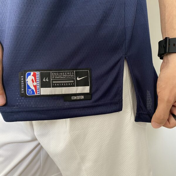 Camiseta Regata NBA Swingman Memphis Grizzlies Ja Morant 12 Icon Edition Azul 2022 Nike - Imagem 9