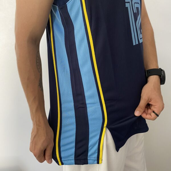 Camiseta Regata NBA Swingman Memphis Grizzlies Ja Morant 12 Icon Edition Azul 2022 Nike - Imagem 10