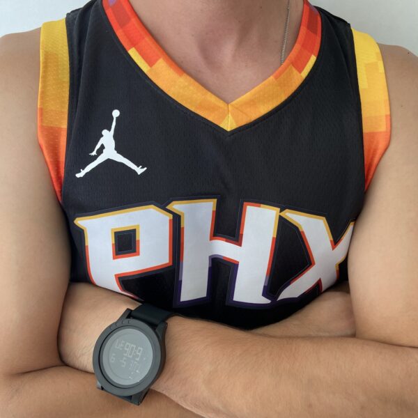 Camiseta Regata NBA Swingman Phoenix Suns Kevin Durant 7 Statement Edition Preta Colorida 2023 Nike - Imagem 5