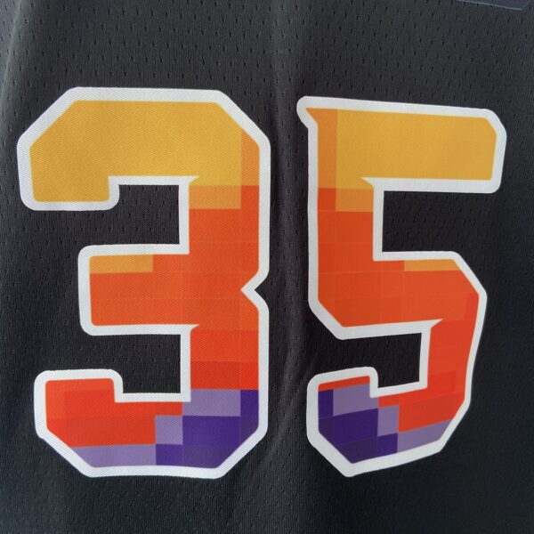 Camiseta Regata NBA Swingman Phoenix Suns Kevin Durant 7 Statement Edition Preta Colorida 2023 Nike - Imagem 4
