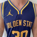 Camiseta Regata NBA Swingman Golden State Warriors Curry 30 Statement Edition Azul 2023 Jordan - Imagem 4