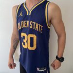 Camiseta Regata NBA Swingman Golden State Warriors Curry 30 Statement Edition Azul 2023 Jordan - Imagem 7