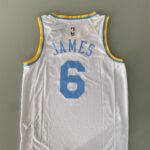 Camiseta Regata Basquete NBA Los Angeles Lakers LeBron James 6 Classic Edition Branca 2023 Nike - Imagem 26
