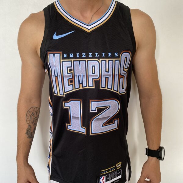 Camiseta Regata Basquete NBA Swingman Memphis Grizzlies Ja Morant 12 City Edition Preta 2023 Nike - Imagem 1