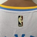 Camiseta Regata Basquete NBA Los Angeles Lakers LeBron James 6 Classic Edition Branca 2023 Nike - Imagem 18