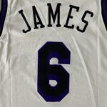 Camiseta Regata NBA Los Angeles Lakers LeBron James 23 City Edition Nike - Imagem 24