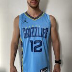 Camiseta Regata Basquete NBA Swingman Memphis Grizzlies Ja Morant 12 Statement Edition Azul 2023 Jordan - Imagem 2