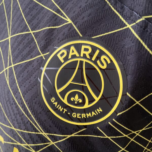 2023-08-01 15.37.41 Camisa Paris Saint-Germain - PSG 4th 2023 Preto Jordan - Imagem 4