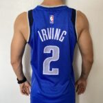 Camiseta Regata NBA Swingman Dallas Mavericks Kyrie Irving 2 Icon Edition Azul 2022 Nike - Imagem 10