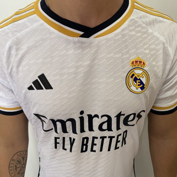 Camisa Real Madrid Home Versão Jogador 2024 Adidas Branca - Imagem 7
