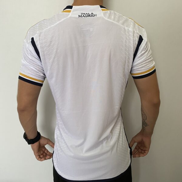 Camisa Real Madrid Home Versão Jogador 2024 Adidas Branca - Imagem 15