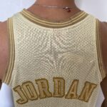 Camiseta Regata NBA Mitchell & Ness 1997/98 Dourada - Chicago Bulls - Michael Jordan 23 - Edição Especial - Midas - Imagem 19