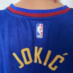 Camiseta Regata NBA Denver Nuggets Nikola Jokic 15 Statement Edition Azul 2023 Jordan - Imagem 14