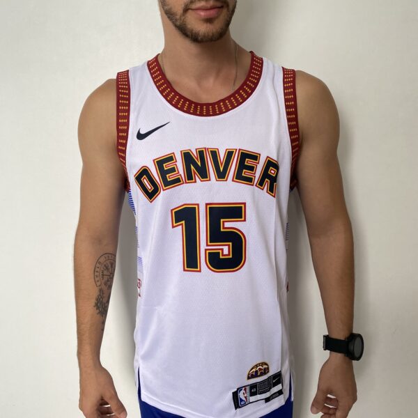 Camiseta Regata NBA Denver Nuggets Nikola Jokic 15 City Edition Branca 2023 Nike - Imagem 2