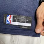 Camiseta Regata NBA Denver Nuggets Nikola Jokic 15 Icon Edition Azul Escura 2023 Nike - Imagem 10