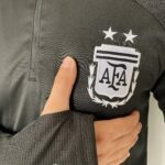 Casaco Jaqueta Blusão Treino Seleção Argentina 2024 Preto Adidas - Imagem 8
