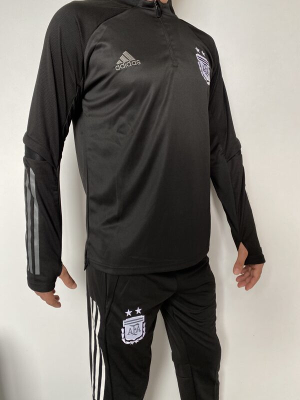 2023-07-19 14.07.48 Argentina Conjunto Casaco Jaqueta e Calça Longa Treino 2022 Adidas - Imagem 21