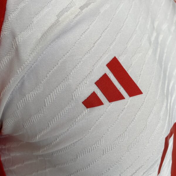 Camisa Bayern Munique Home Versão Jogador 2024 Branca Adidas - Imagem 4