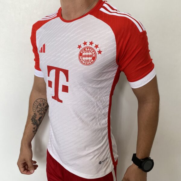 Camisa Bayern Munique Home Versão Jogador 2024 Branca Adidas - Imagem 11
