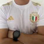 Camisa Seleção Itália Comemorativa 125 Anos 2023 Branca Dourada Adidas - Imagem 10