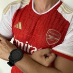 Camisa Arsenal Home Versão Jogador 2024 Vermelha Adidas - Imagem 12