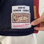 Camiseta Regata NBA Camiseta Regata NBA Mitchell & Ness 2008/09 - Cleveland Cavaliers - Cavs - LeBron James 23 - Azul Marinho - Imagem 12