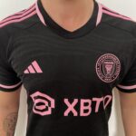 Camisa Inter Miami CF Away 2024 - Messi 10 - Preta Adidas - Versão Jogador - Imagem 4