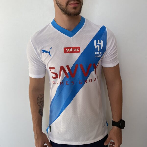 2023-10-06 16.09.37 Camisa Al-Hilal Away 2024 - Neymar 10 - Versão Jogador - Branca Puma - Imagem 3