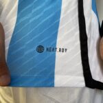 Camisa Seleção Argentina Home - Campeão Mundial - (2) Patch Copa do Mundo Catar - 3 Estrelas - Messi 10 - 2023 Adidas - Versão Jogador - Imagem 20