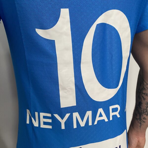 2023-10-20 16.54.34 Camisa Al-Hilal Home 2024 - Neymar 10 - Versão Jogador - Azul Puma - Imagem 24