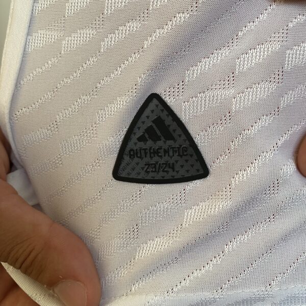 Camisa Manchester United Third Jogador 2024 Branca Adidas - Imagem 16