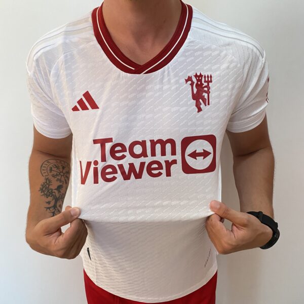 Camisa Manchester United Third Jogador 2024 Branca Adidas - Imagem 17