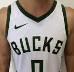Camiseta Regata Basquete NBA - Milwaukee Bucks - Damian Lillard 0 - Association Edition 2023 - Nike - Branca - Imagem 2