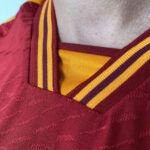 Camisa Roma Home Versão Jogador 2024 Vermelha Adidas - Imagem 11