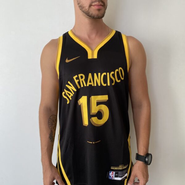 Camiseta Regata Basquete NBA Swingman Golden State Warriors Gui Santos 15 City Edition Preta Amarela 2024 Nike - Imagem 2