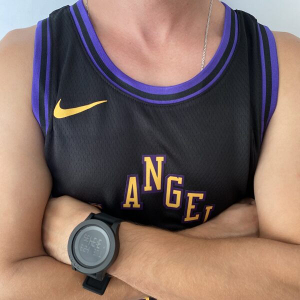 Camiseta Regata NBA Los Angeles Lakers LeBron James 23 City Edition Preta 2024 Nike - Imagem 7