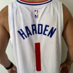 Camiseta Regata NBA Los Angeles Clippers Harden 01 Association Edition 2024 Branca Nike - Imagem 17