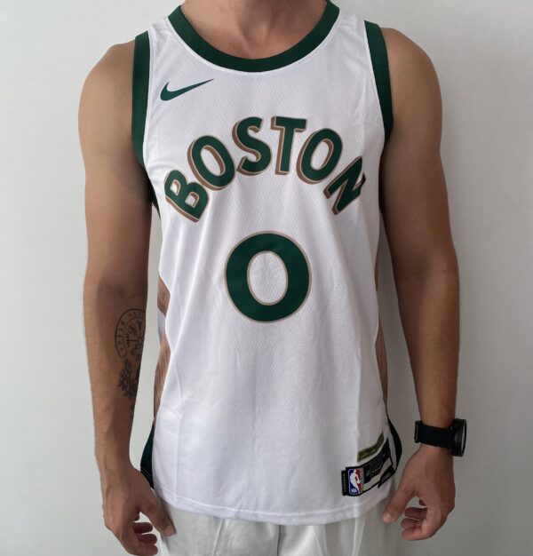 Camiseta Regata Basquete NBA Swingman Boston Celtics 0 Jayson Tatum City Edition Branca - Springfield - 2024 Nike - Imagem 1