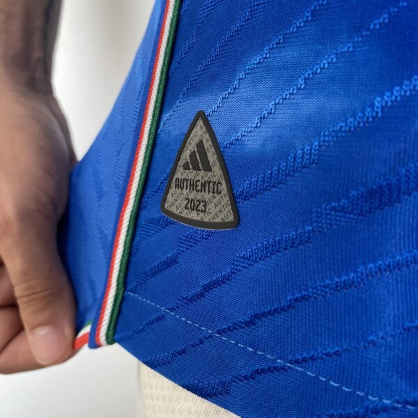 Camisa Seleção Itália Home Versão Jogador 2023/2024 Azul Adidas - Imagem 19