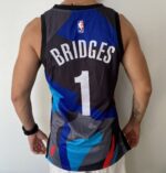 Camiseta Regata Basquete NBA Brooklyn Nets Mikal Bridges 1 City Edition Swingman 2024 Nike - Imagem 14