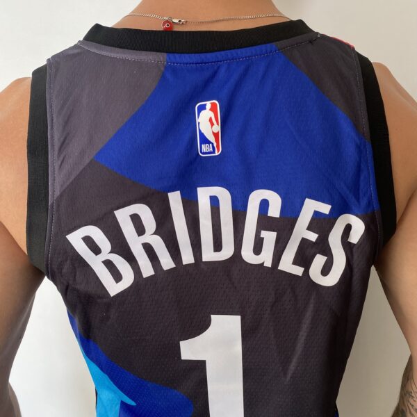 Camiseta Regata Basquete NBA Brooklyn Nets Mikal Bridges 1 City Edition Swingman 2024 Nike - Imagem 15